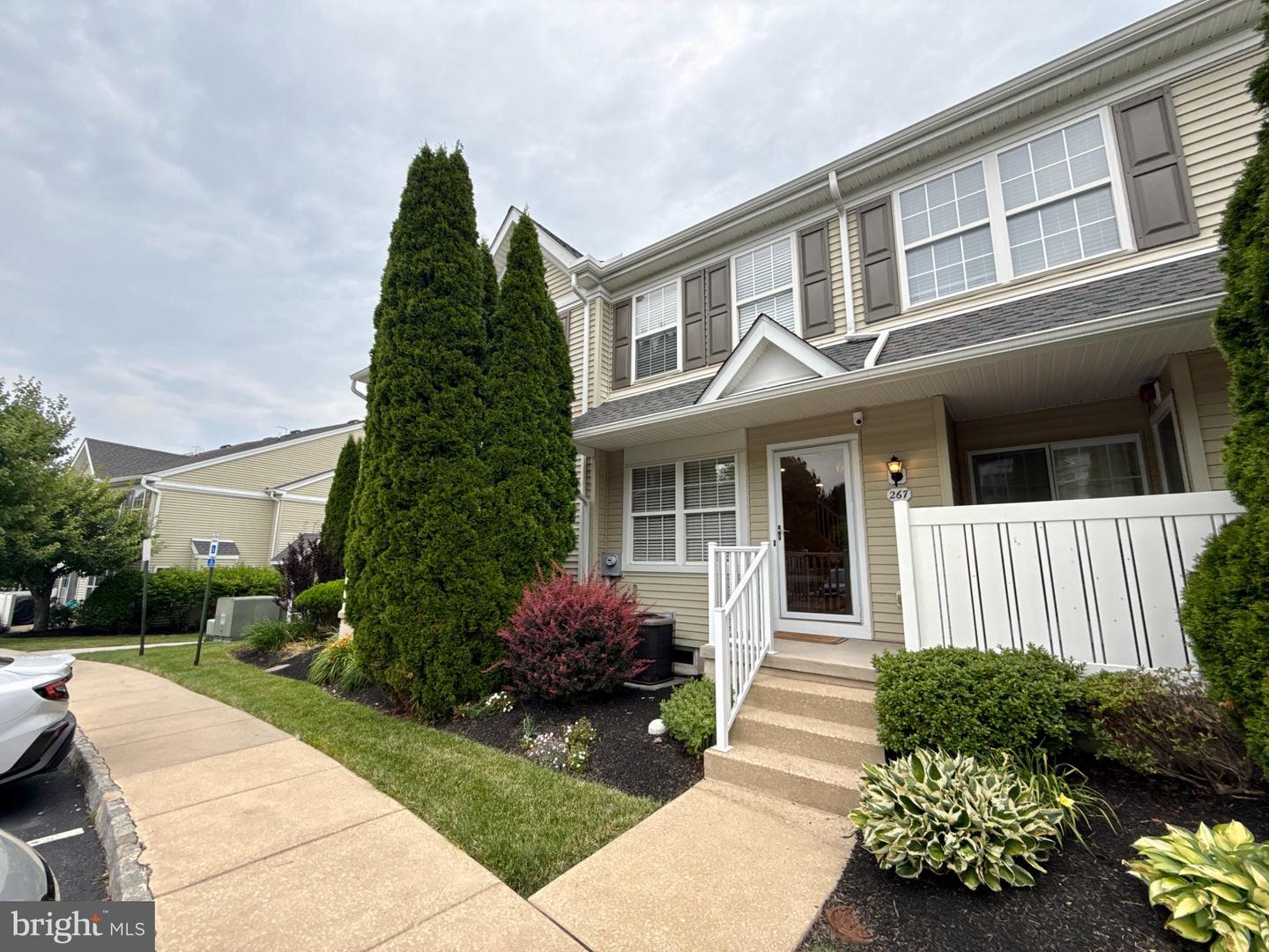 267 Flagstone Rd #6 — photo