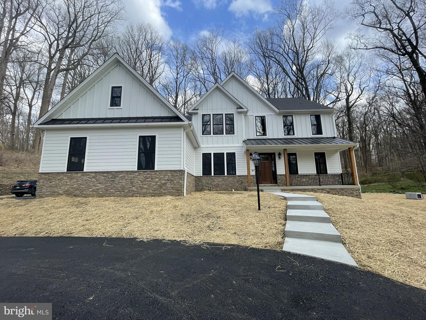 4190 State Rd — photo