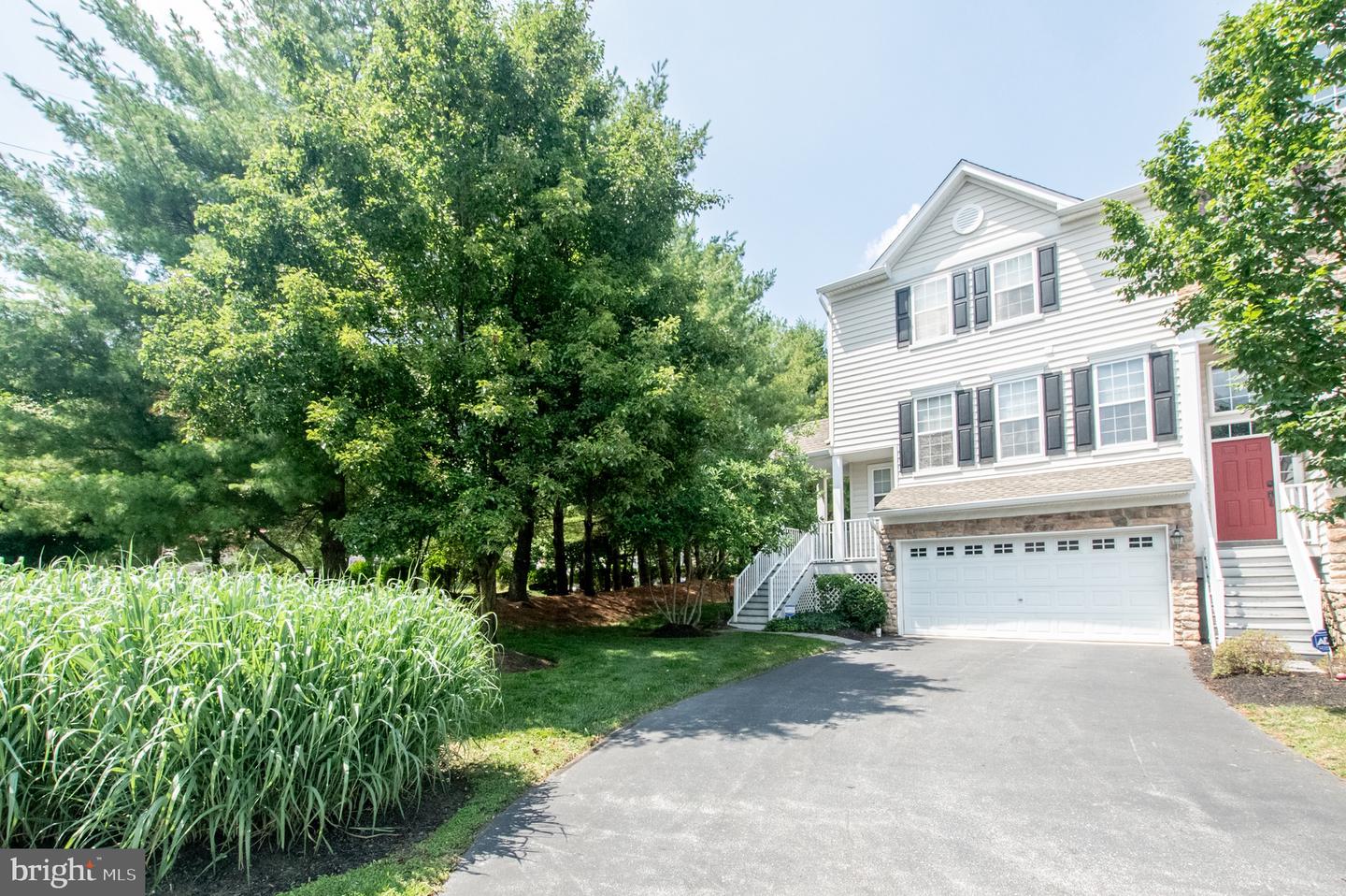 2749 Whittleby Ct #25 — photo