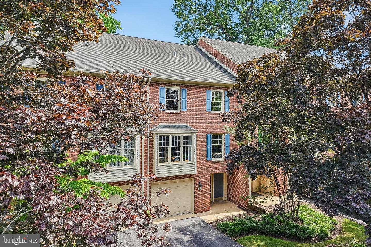 103 Brighton Cir — photo