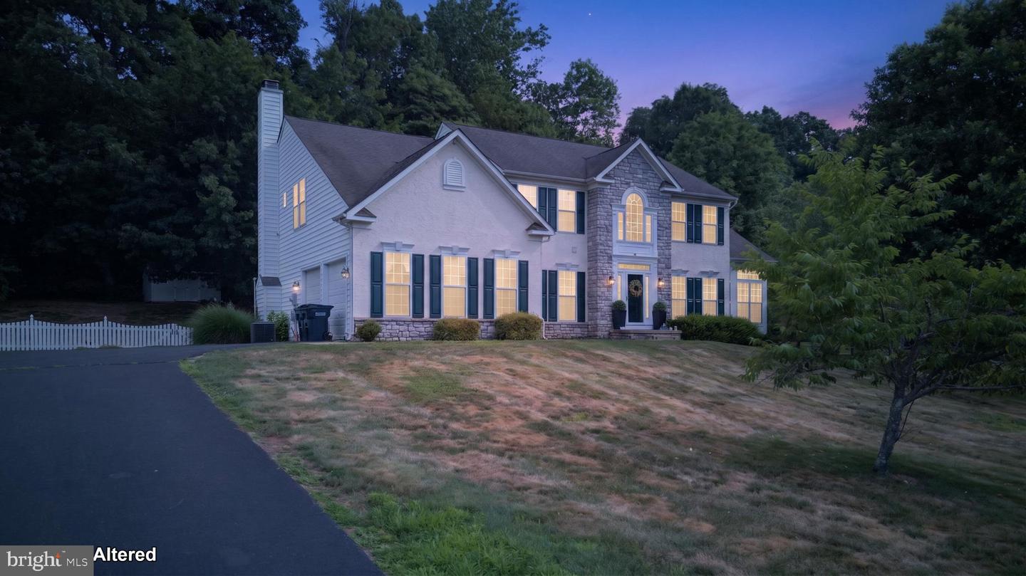 40 Robins Nest Ln — photo