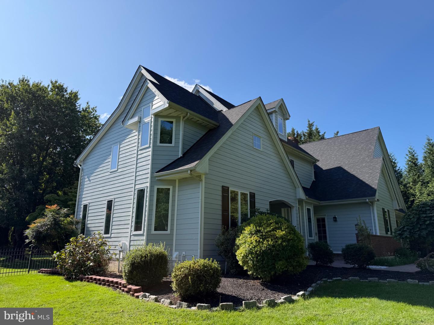 116 Ashford Dr — photo