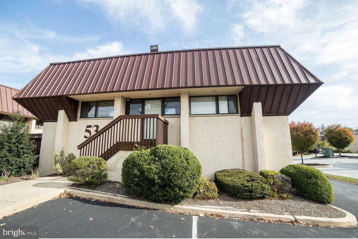 53 Darby Rd #Suite X — photo