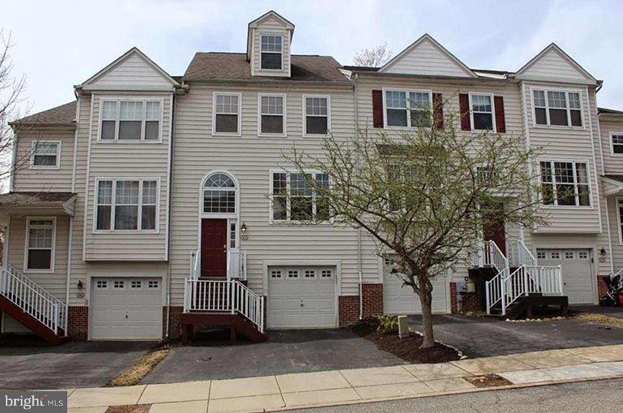 104 Victoria Ct — photo