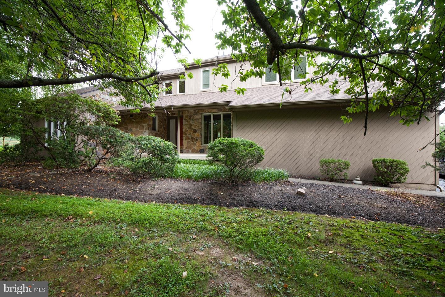 1400 Hickory Hill Rd — photo