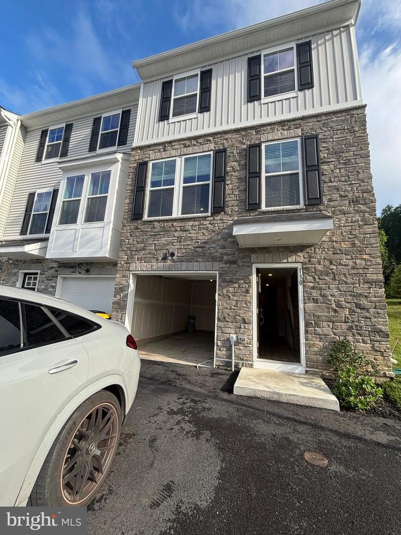 130 Abramo Victor Dr — photo