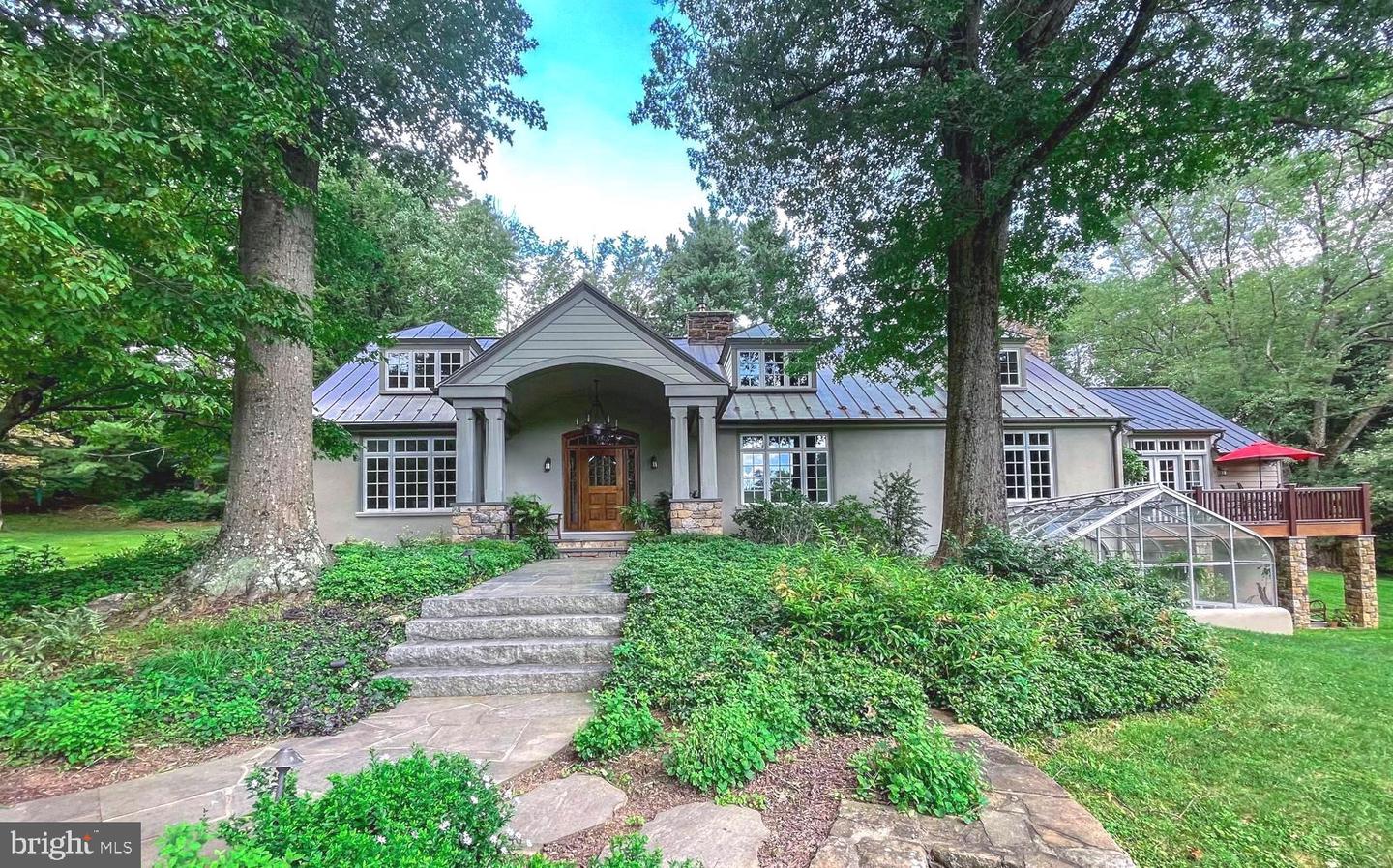 1045 Lower Pine Creek Rd — photo
