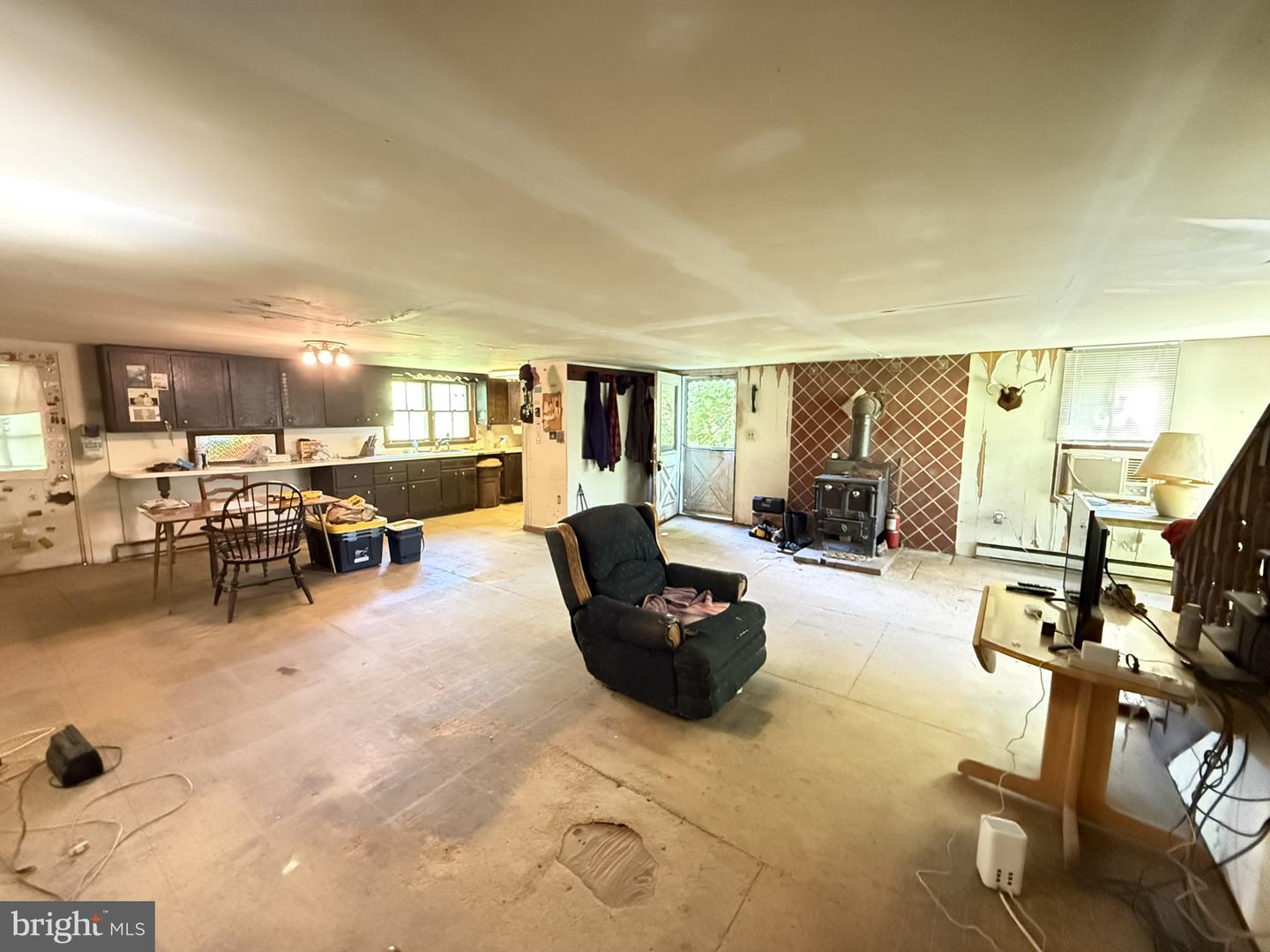 358 Lewis Mills Rd — photo