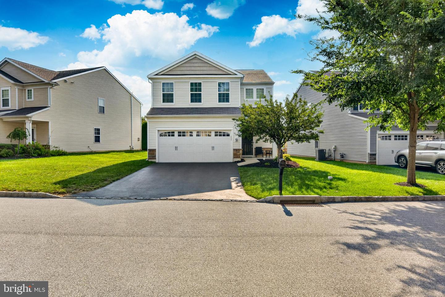 552 Prizer Ct — photo