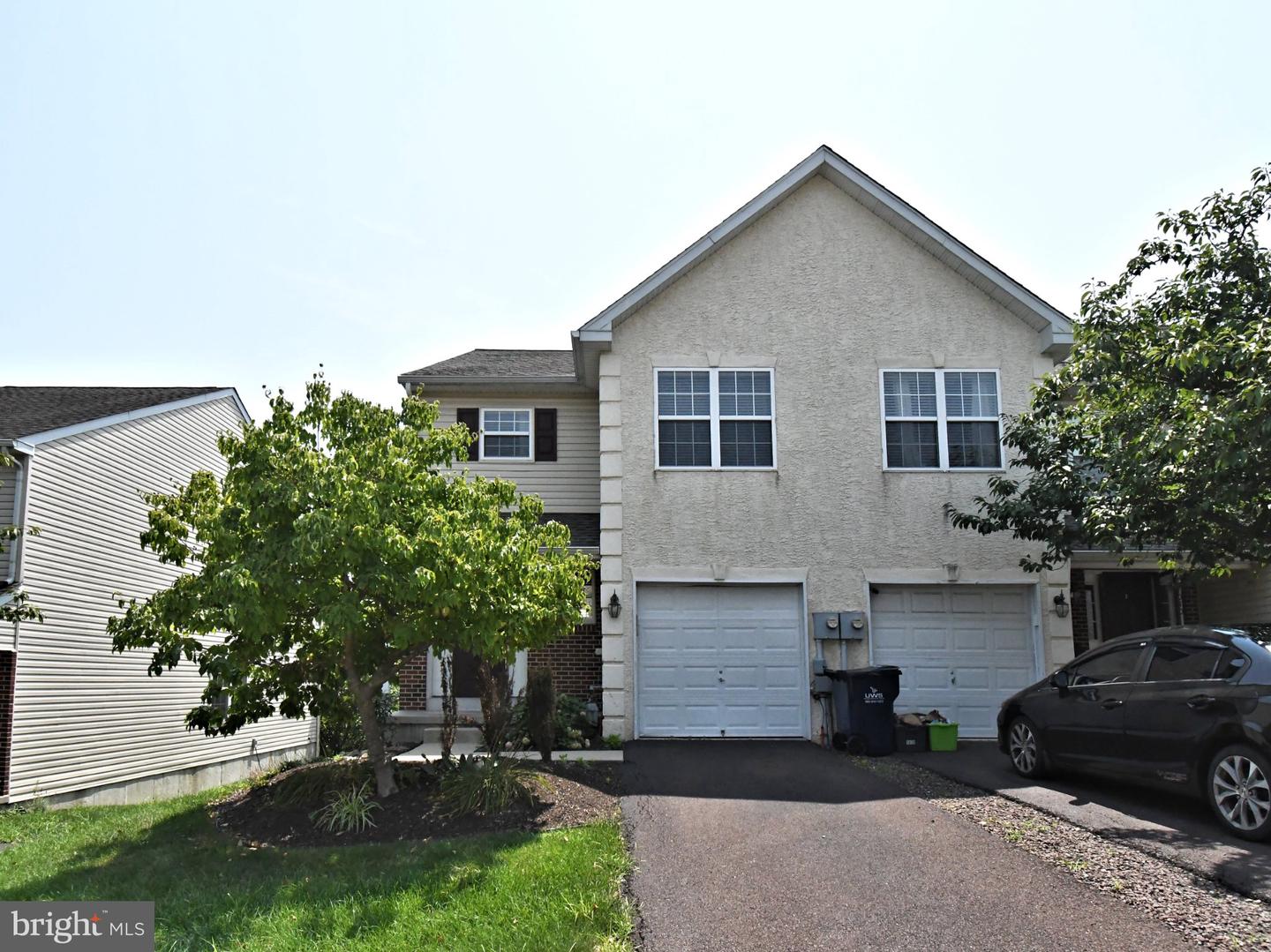 1028 Balley Dr — photo