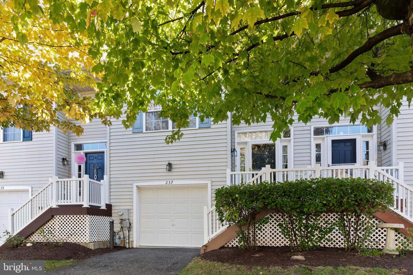 237 Jefferson Ave — photo