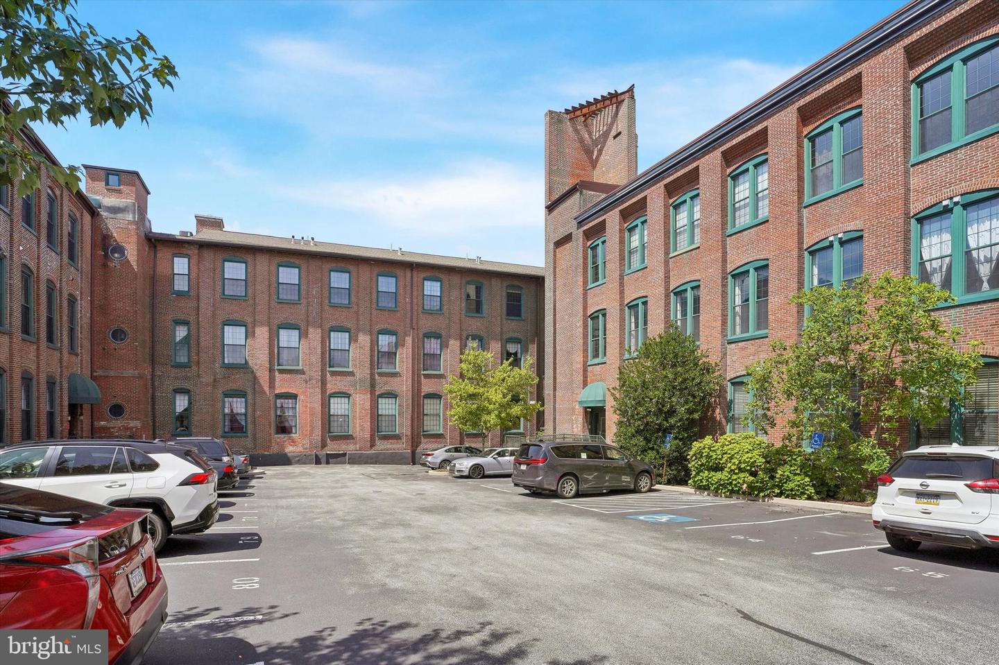 200 Lincoln Ave #111 — photo