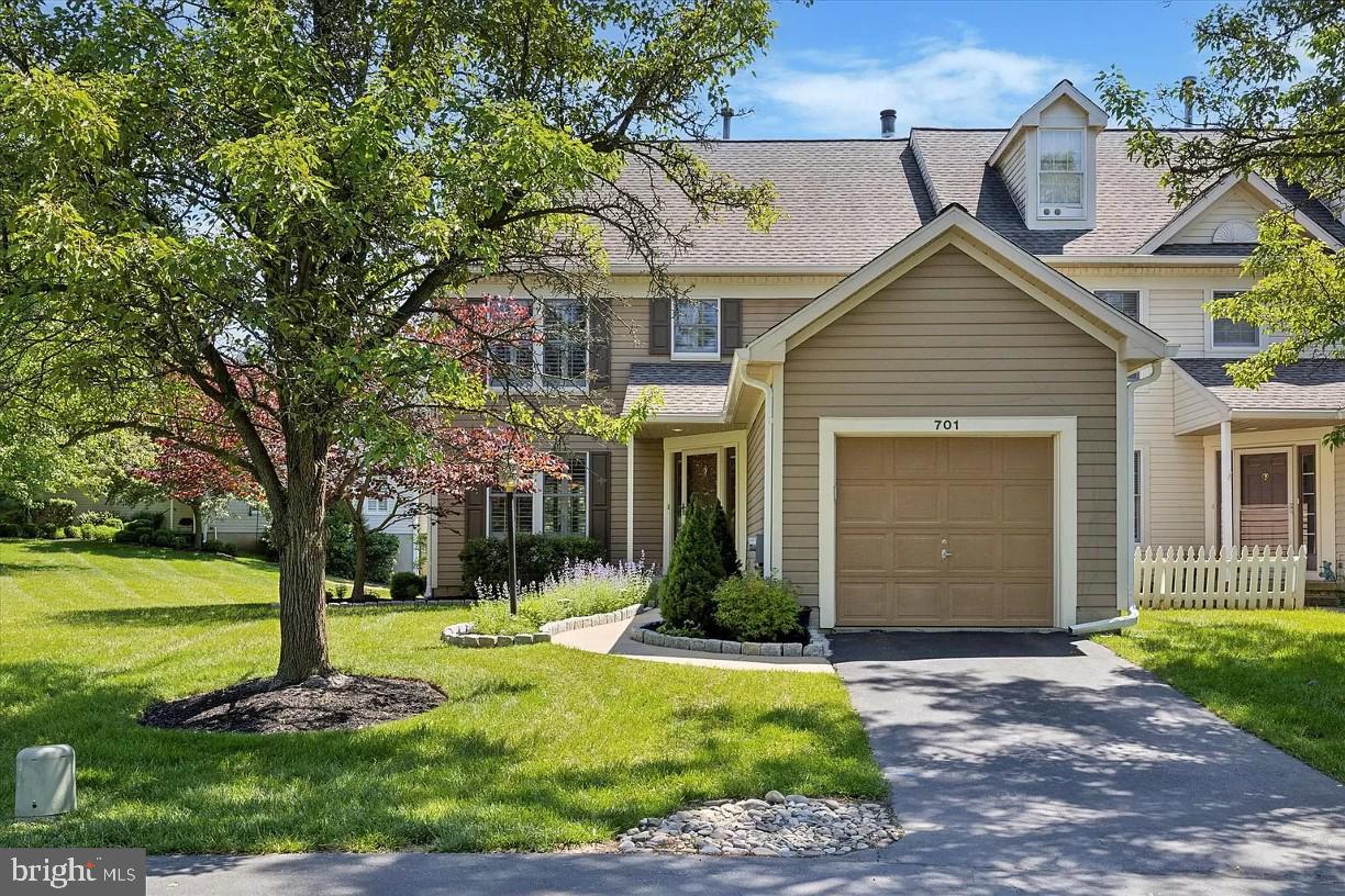 701 Kilduff Ct — photo