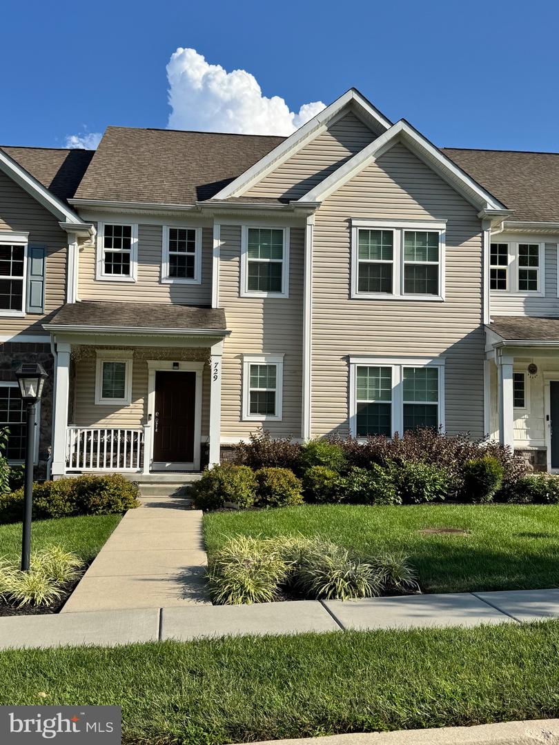 729 Sun Valley Ct — photo