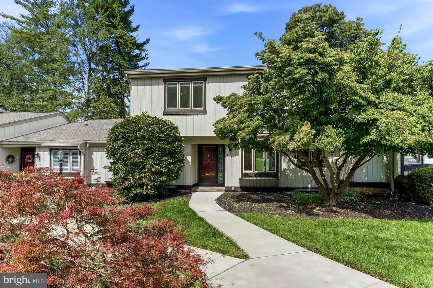 301 Devon Ln #301 — photo
