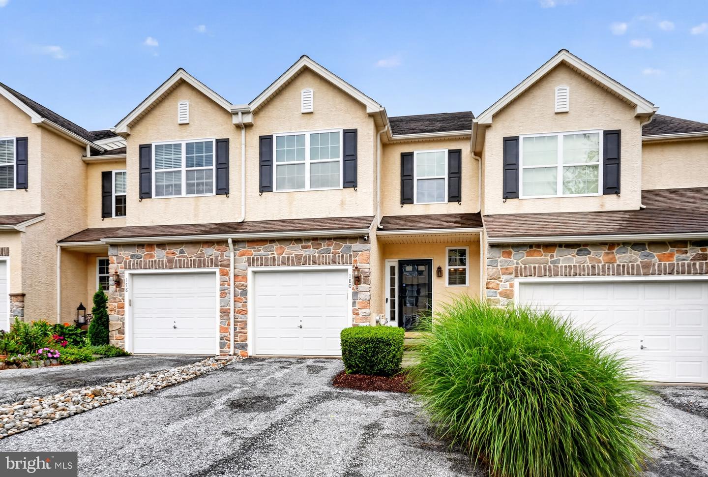 180 Lukens Mill Dr — photo