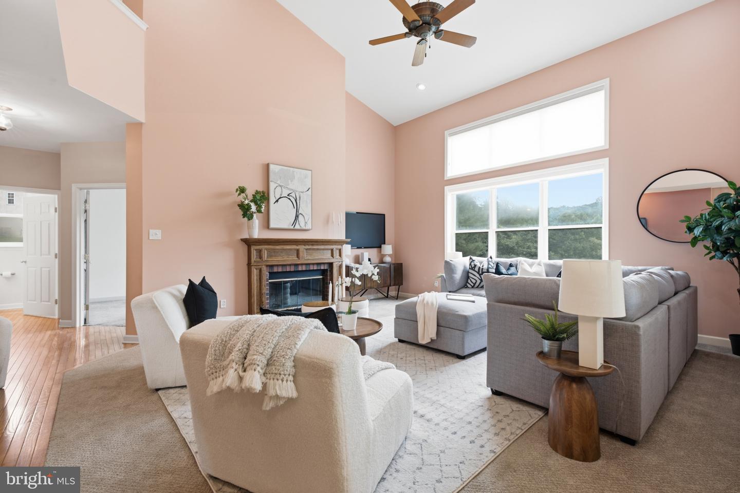 1222 Indian Trail Dr — photo
