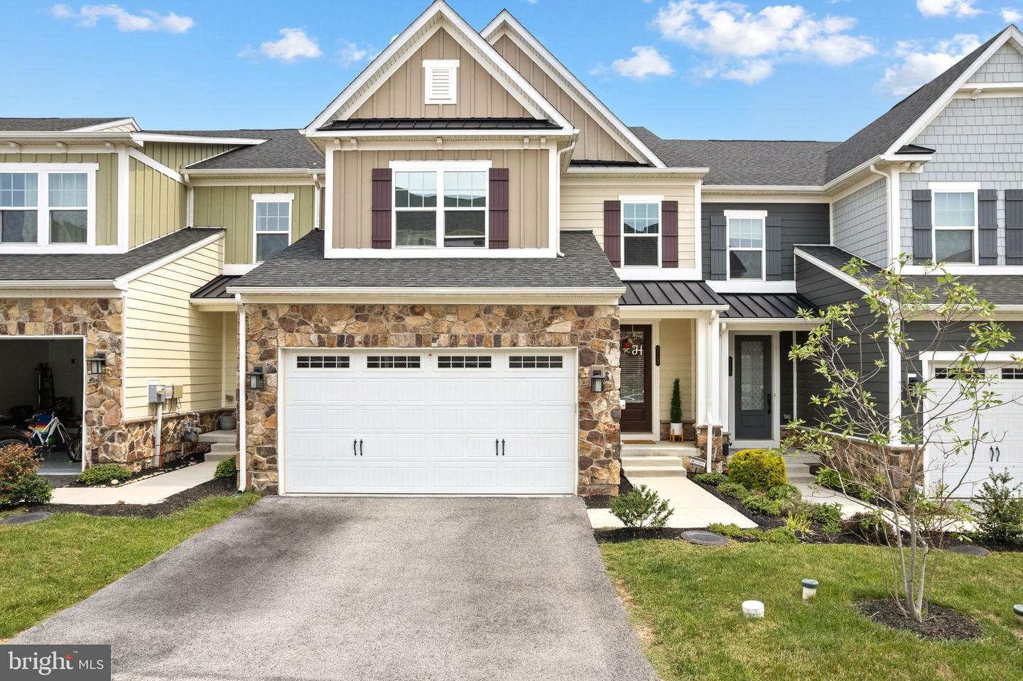 712 Quarry Point Rd — photo