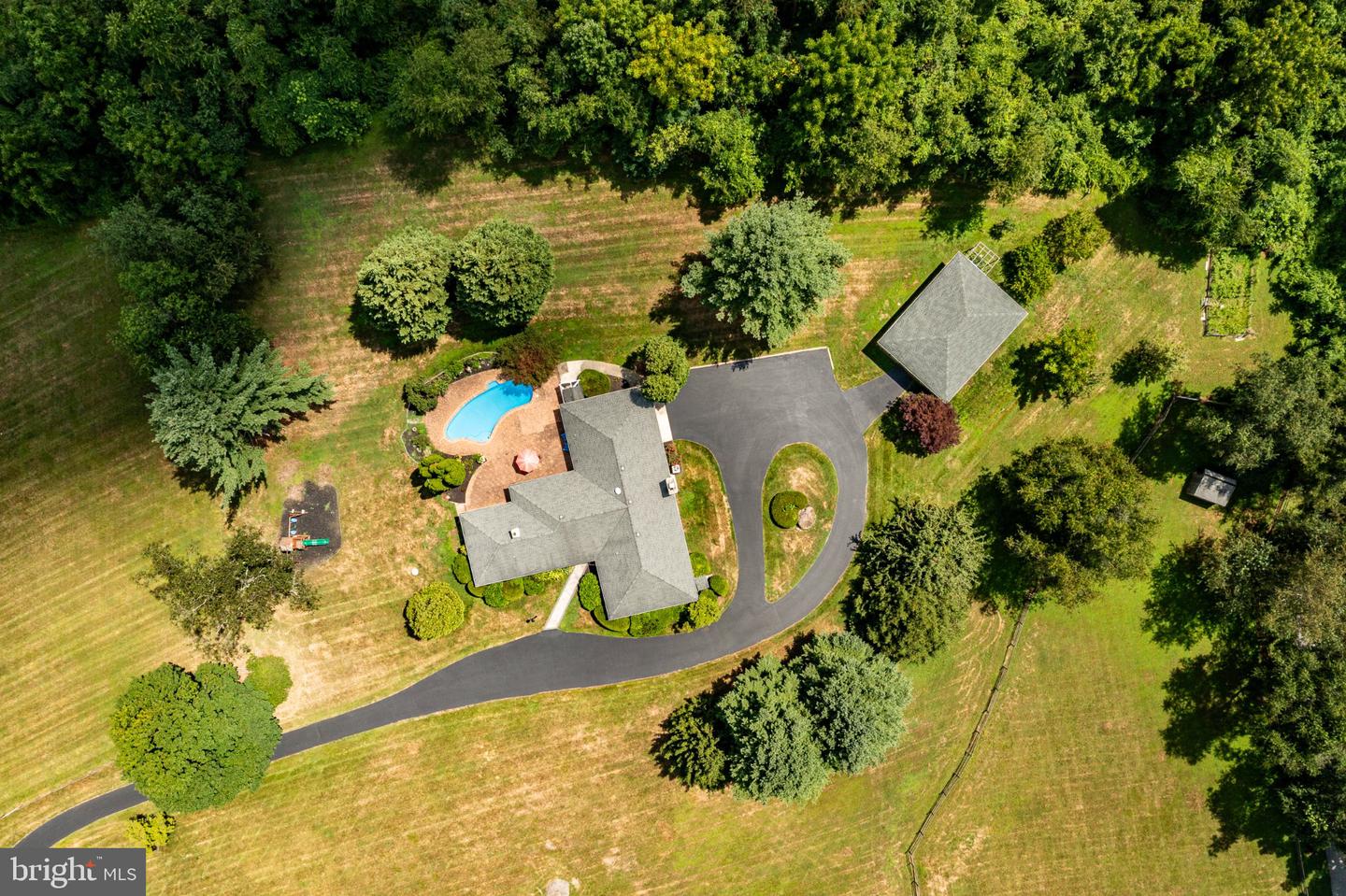 954 Saint Matthews Rd — photo