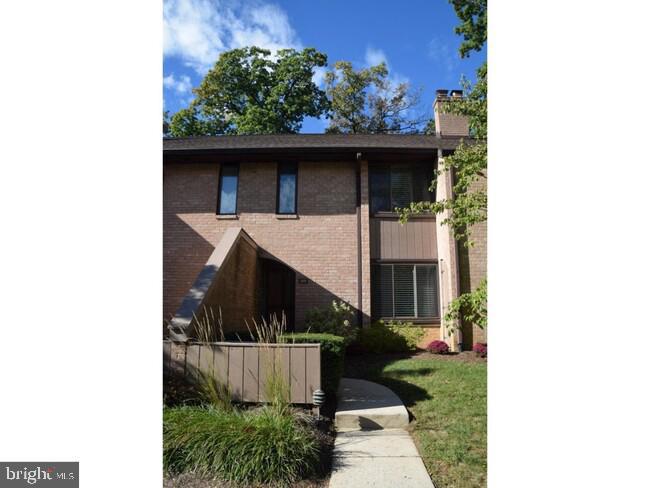 112 Woodgate Ln #2 — photo