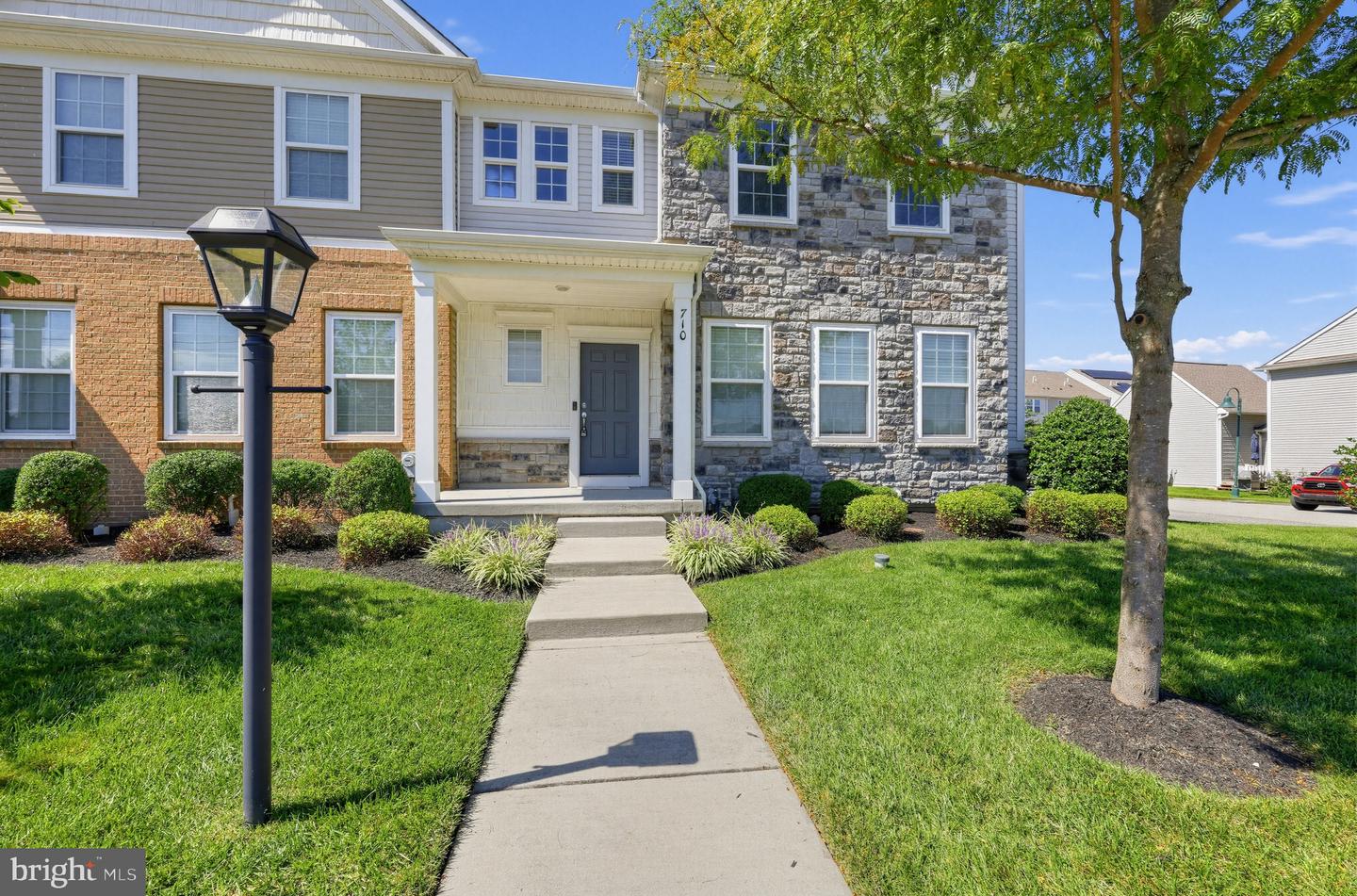 710 Sun Valley Ct — photo