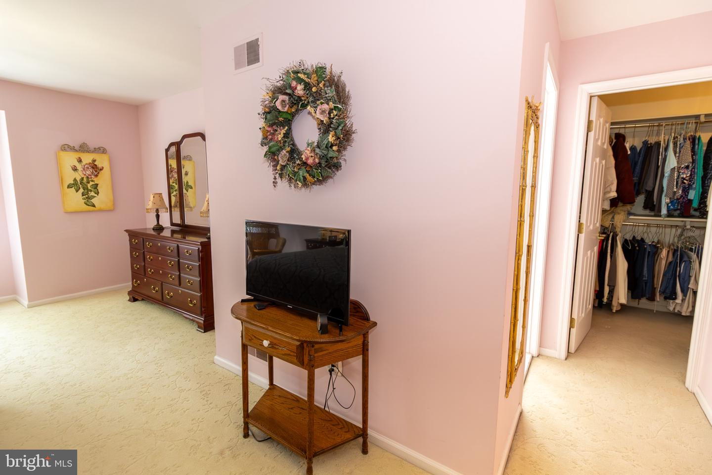 320 Shetland Dr #320 — photo