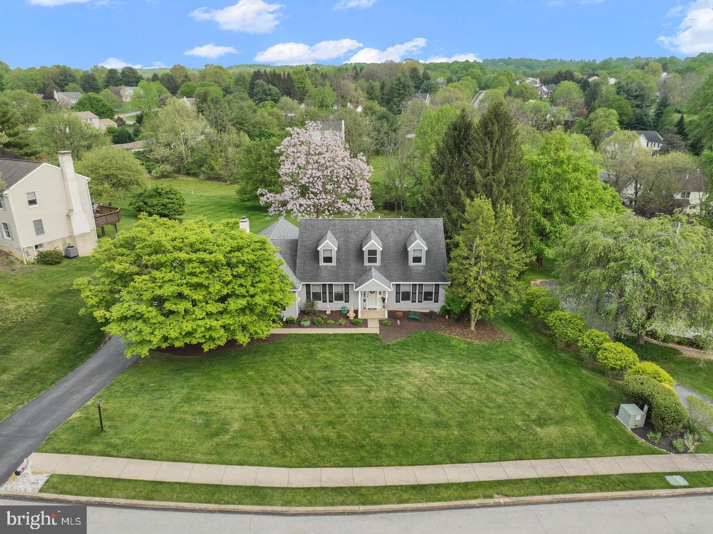 104 Noble Dr — photo