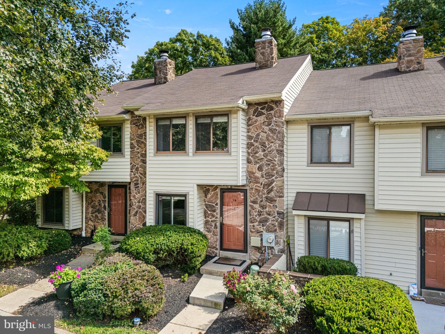 24 Flintlock Lane, Chesterbrook, PA 19087 — photo 2