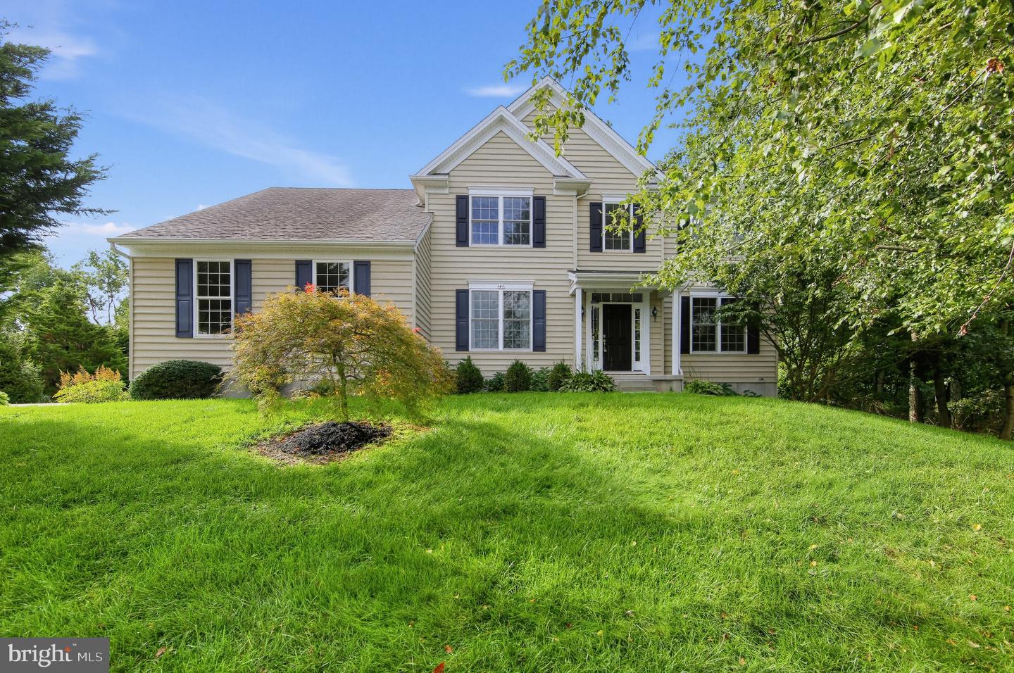 146 Highland Dr — photo