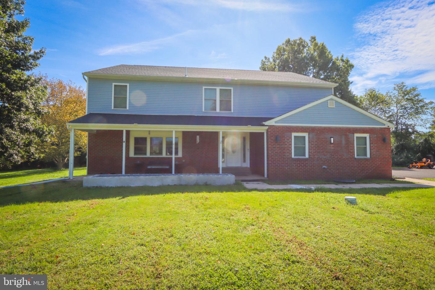279 Schoolhouse Rd — photo
