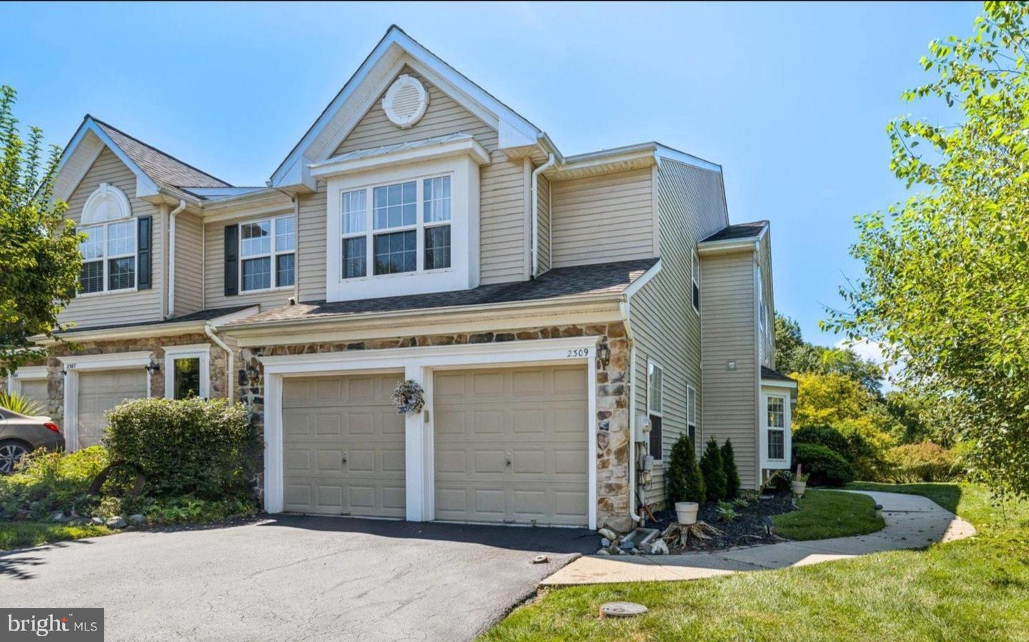 2309 Periwinkle Ct — photo