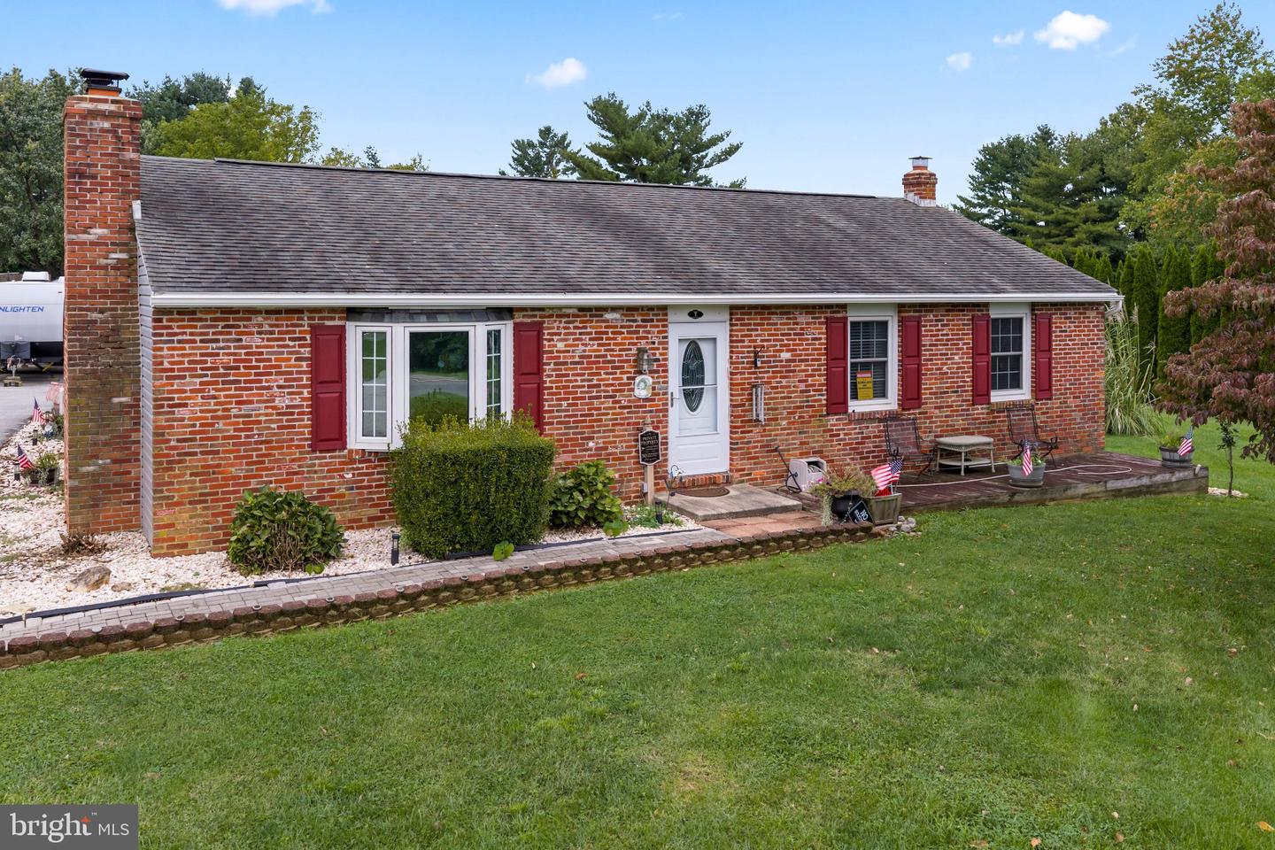 7 Graces Dr — photo