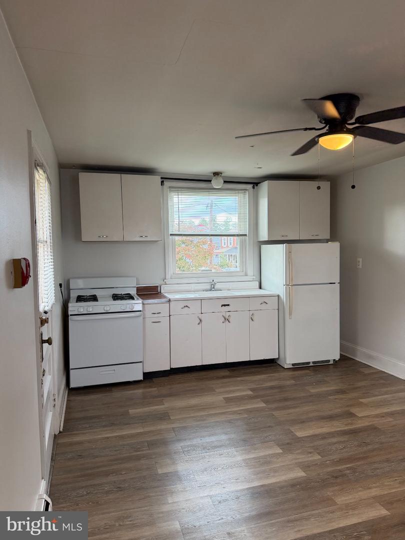 424 S Matlack St #Apt 2 — photo