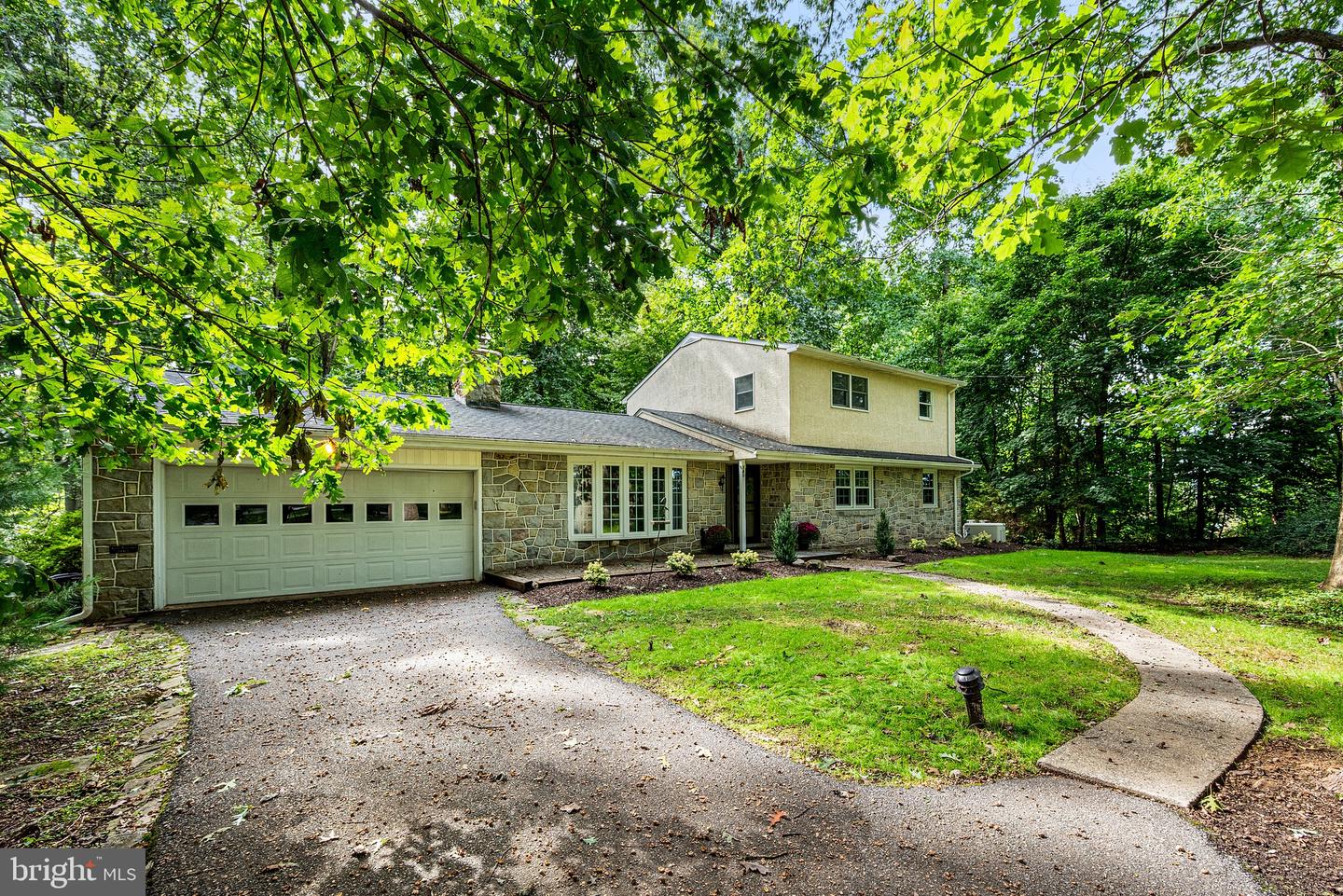 149 Grove Rd — photo