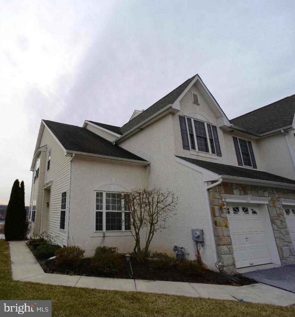 37 Lincoln Dr — photo