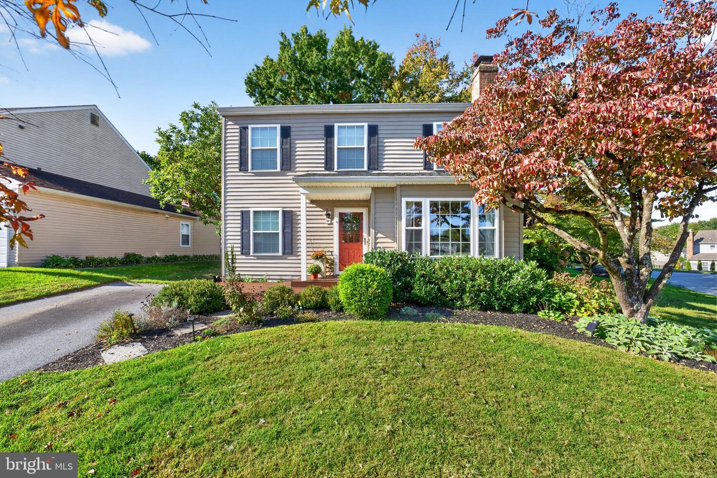 1300 Decatur Ct — photo