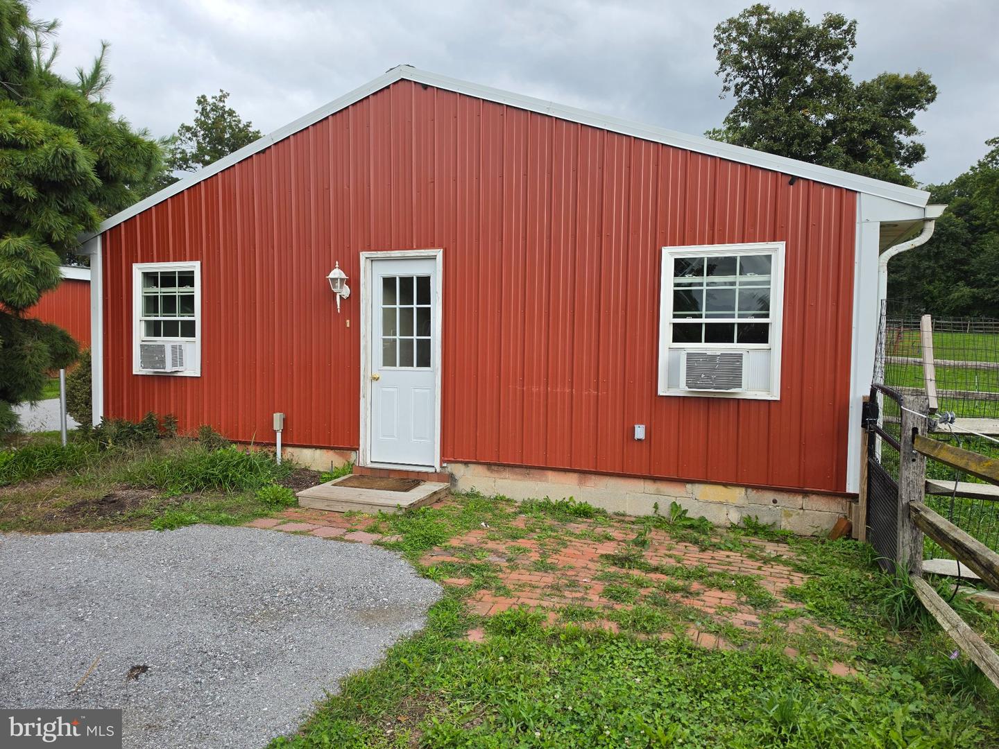1116 Telegraph Rd — photo