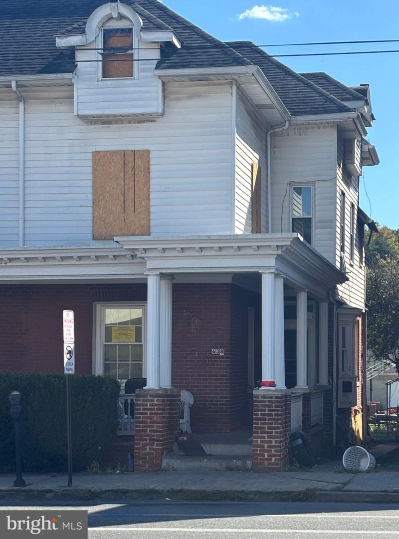 638 E Lincoln Hwy — photo
