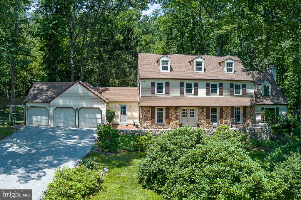 512 Conestoga Rd — photo