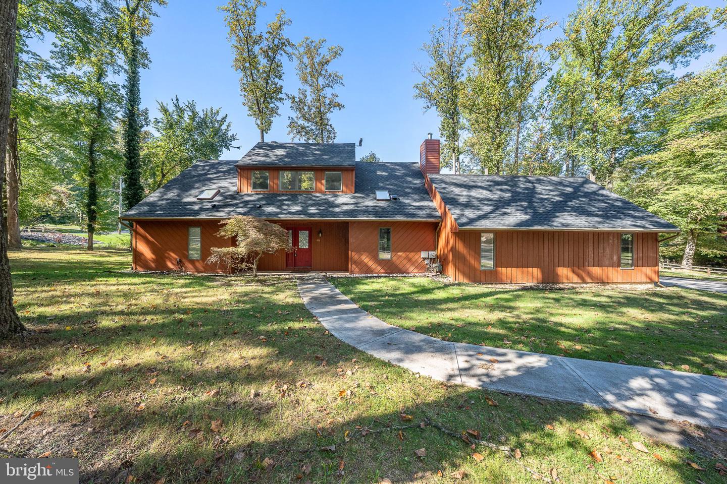 533 Pugh Rd — photo