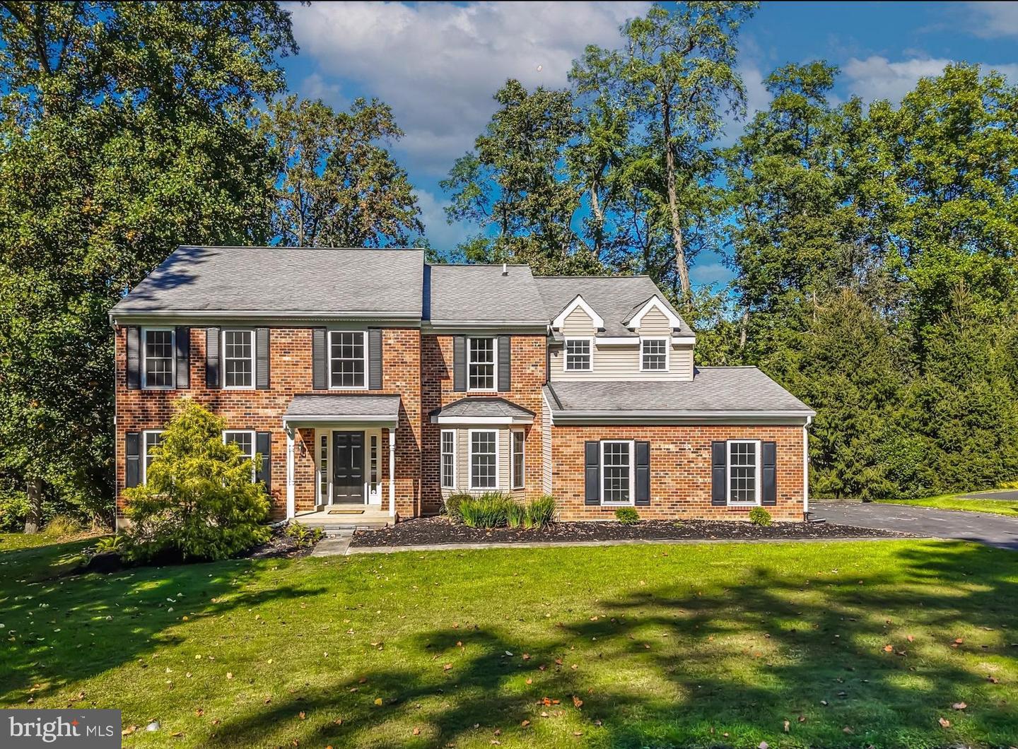 102 Honey Tree Ct — photo