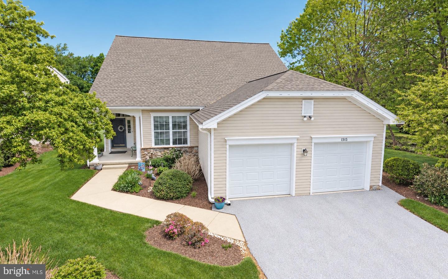 1515 Ulster Way — photo