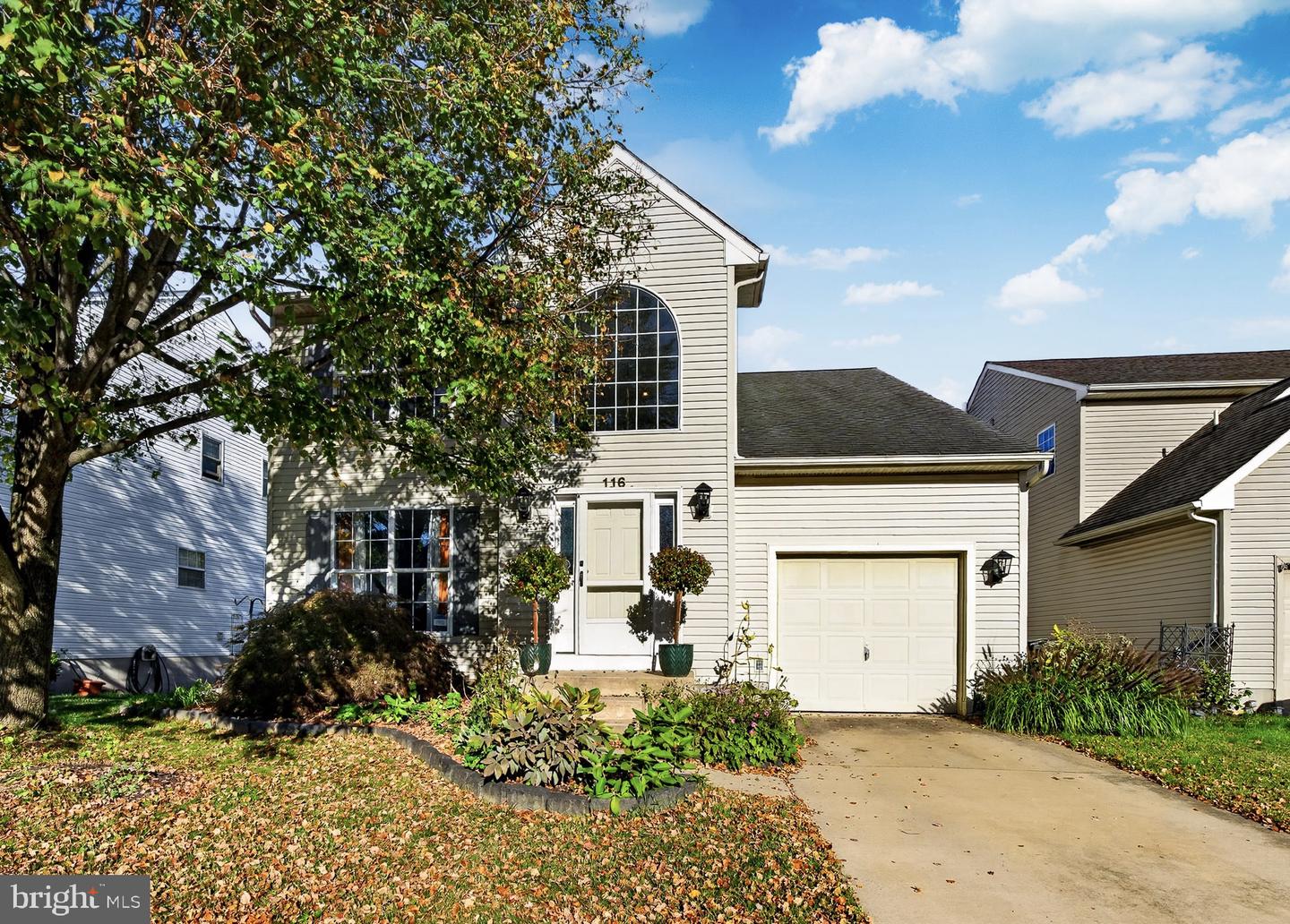 116 Mayfield Dr — photo