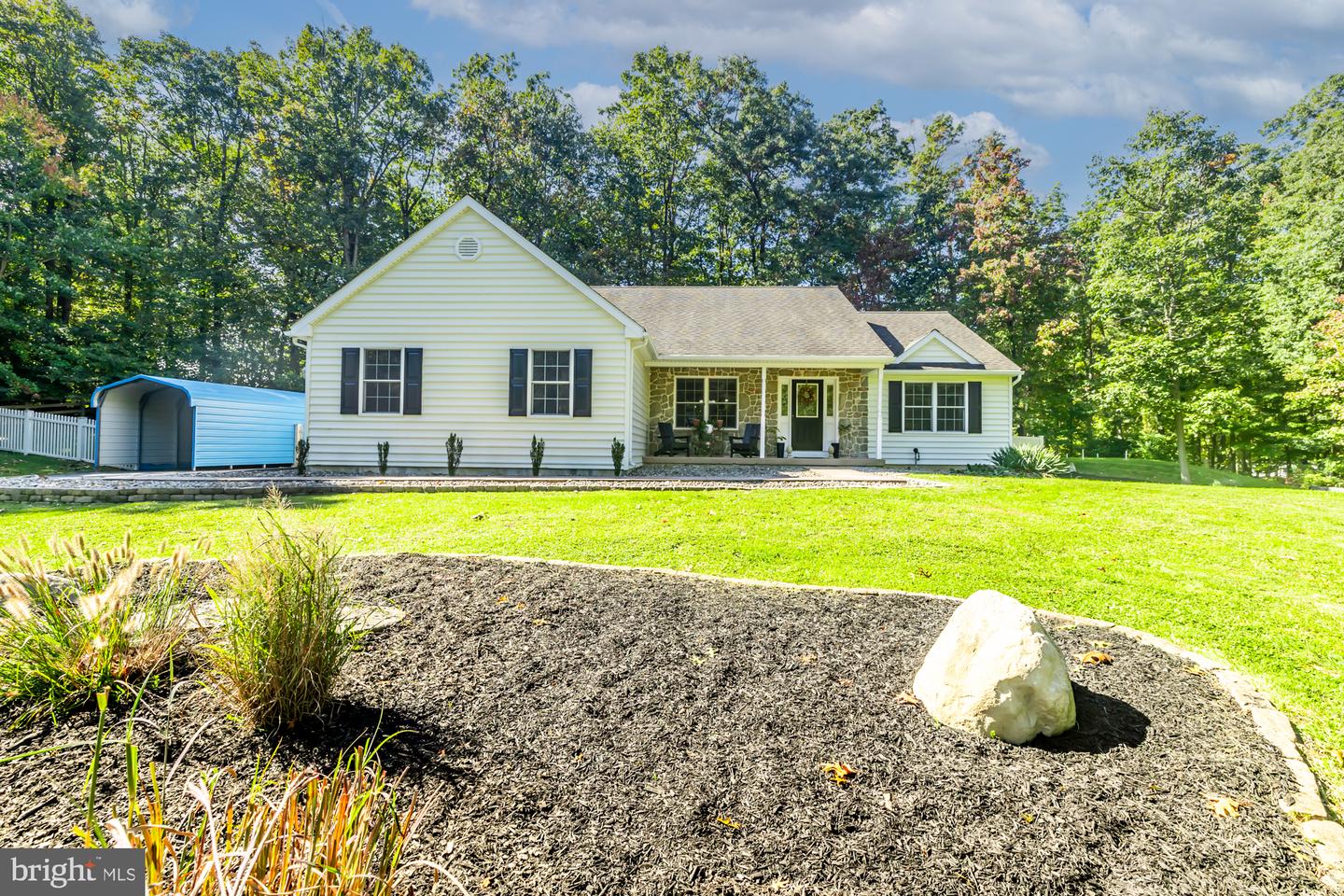 101 Toby Rd — photo