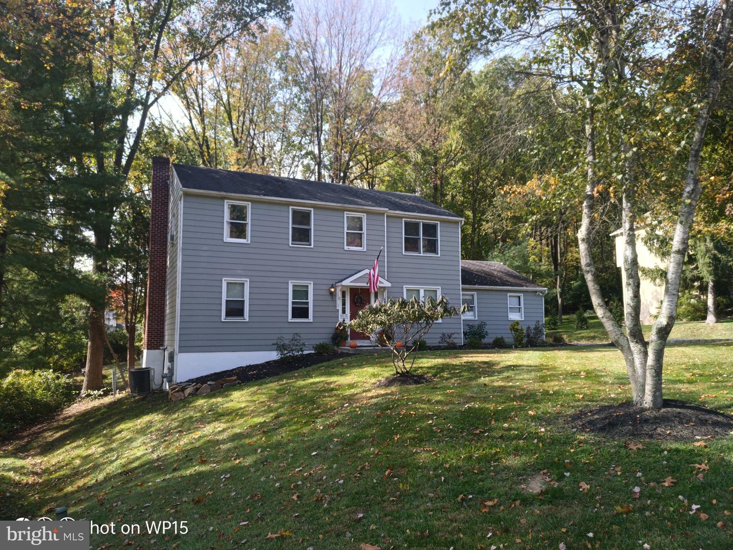 451 Spruce Dr — photo