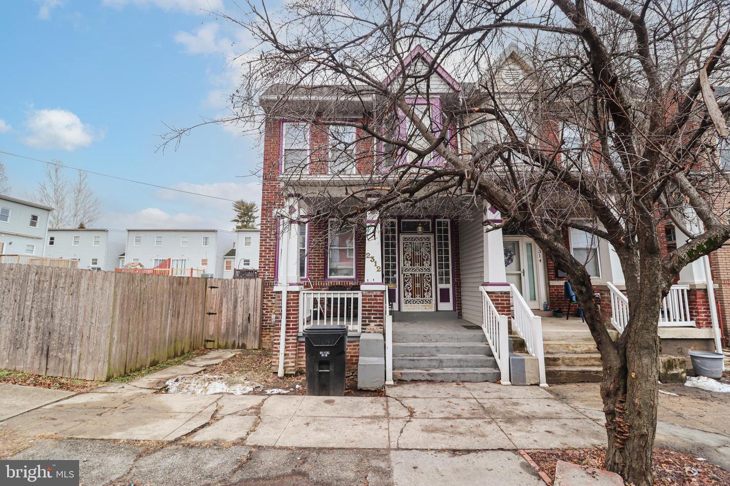 2312 Penn St — photo