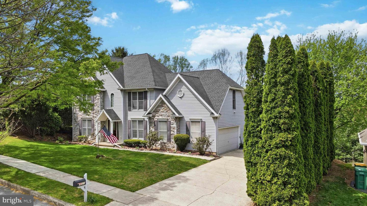 1221 Jill Dr — photo