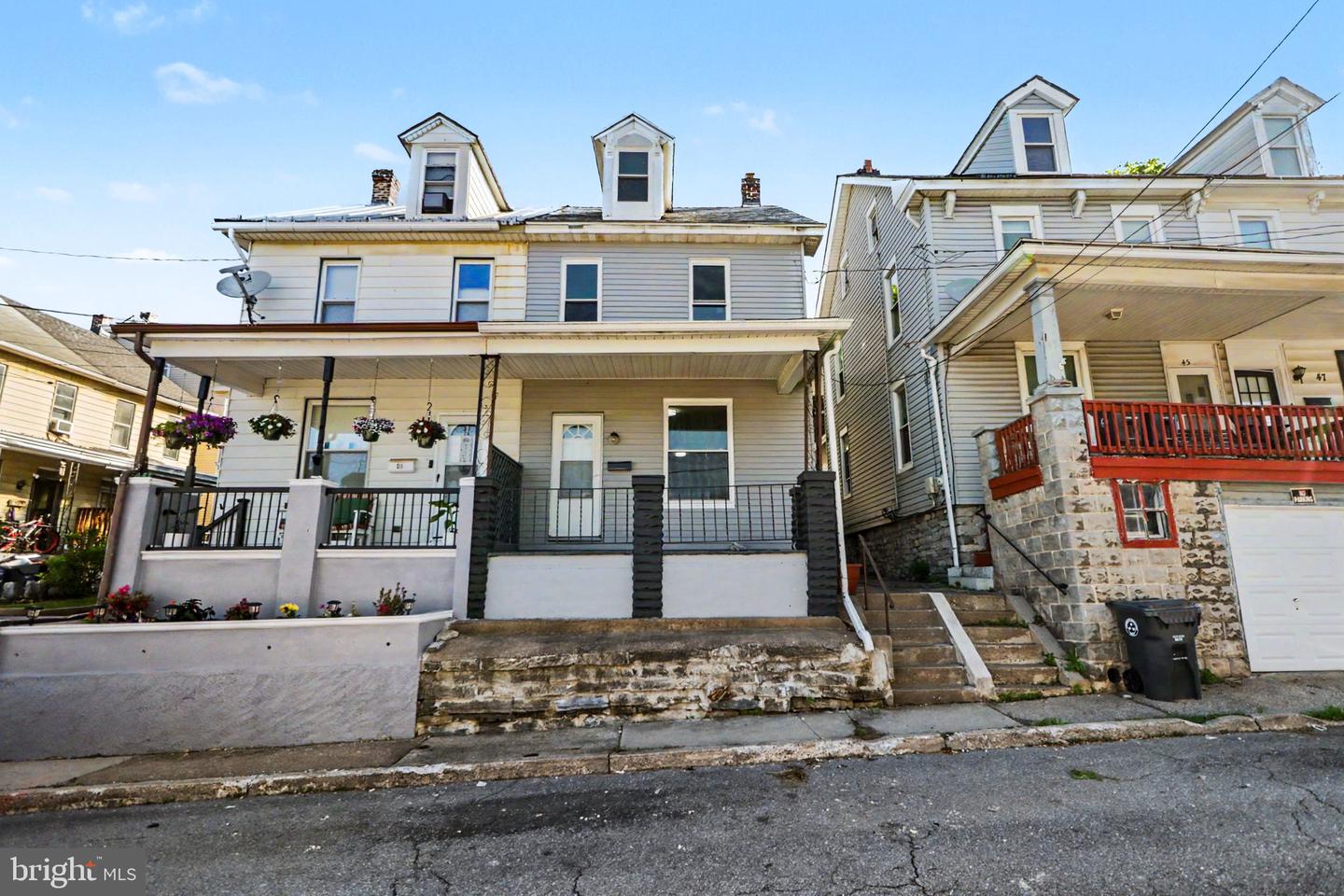 43 Penn St — photo