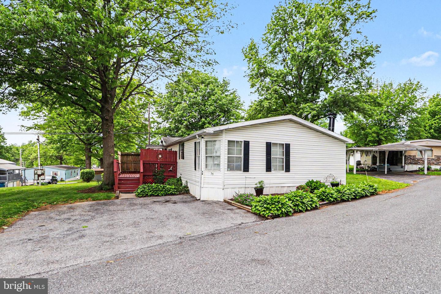 76 Mic Nan Dr — photo