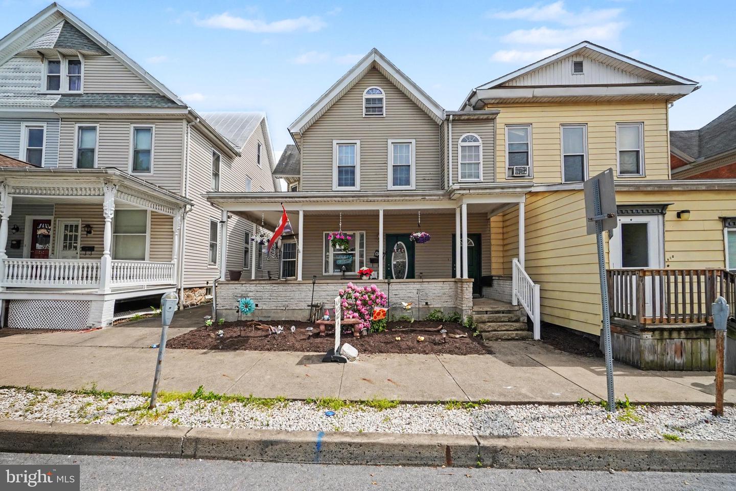 282 Union St — photo